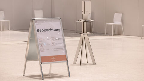 Besuch des Impfzentrums in Wiesbaden