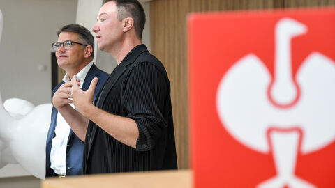 Ministerpräsident Boris Rhein besuchte das in Biebergemünd ansässige Unternehmen Engelbert Strauss GmbH & Co. KG 