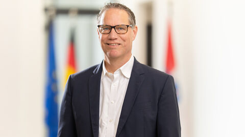Porträt von Holger Follmann, Start-up-Beauftragter